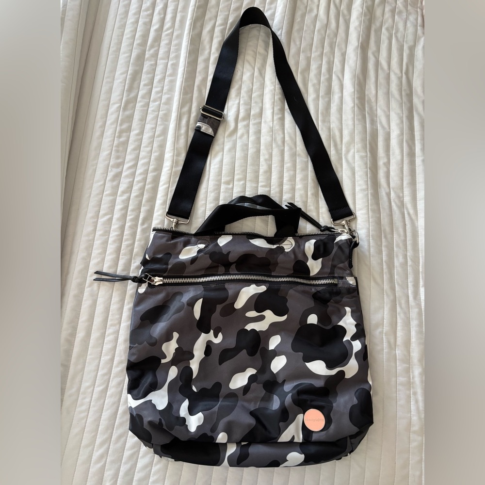Shorty Love Wonder Large Crossbody Bag